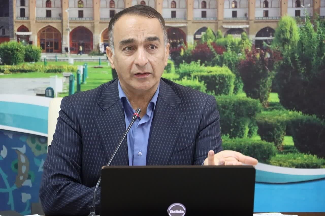 صدور اخطاریه برای ۳۰۴ واحد آلاینده استان اصفهان