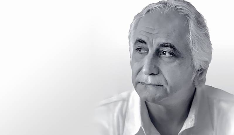 شعر خوانی زیبایی از شمس لنگرودی