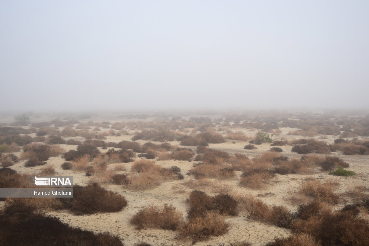 مه در گذر از سیستان و بلوچستان