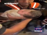 ویدئویی از لحظه نجات نوزاد شیرخواره فلسطینی از زیر آوار در غزه 