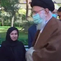 مادر شهید الداغی در دیدار با رهبر انقلاب: چند سال پیش به‌عنوان دبیر نمونه خدمت شما رسیدم، امسال به عنوان مادر شهید...