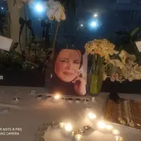 بیتا فرهی در کنار مادرش آرام گرفت
