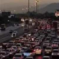 ترافیک سنگین در آزادراه تهران - شمال و کرج - قزوین