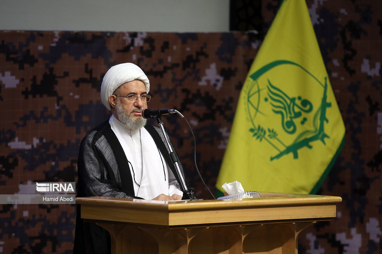آیتالله اراکی: مرجعیت شرط انتخاب برای رهبری نیست