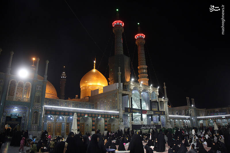 عکس/ شام‌غریبان حضرت زهرا(س) در حرم کریمه اهل بیت