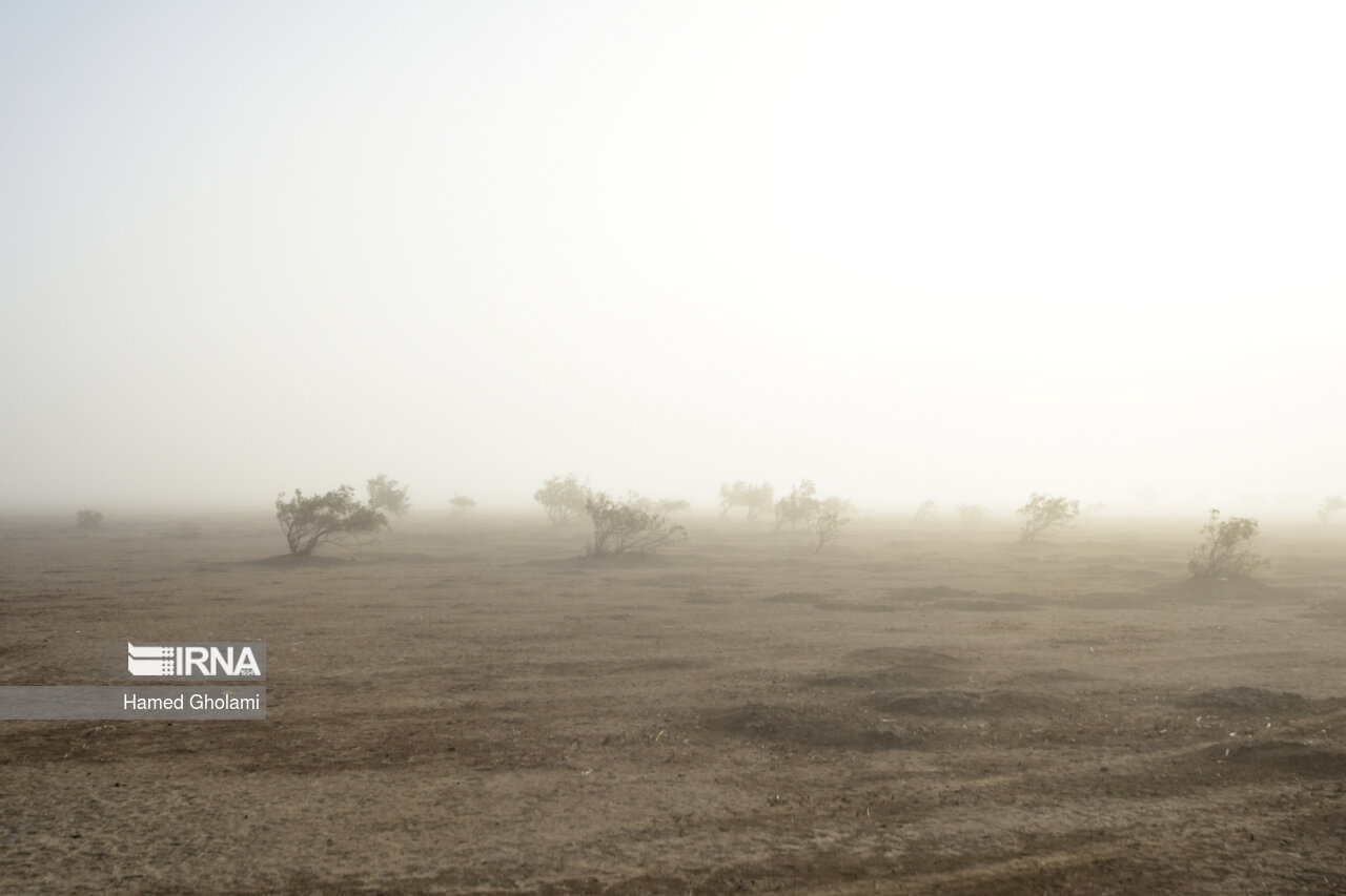 مه در گذر از سیستان و بلوچستان