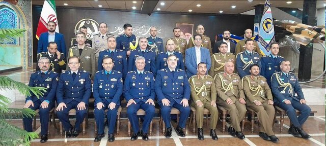 هیات نظامی عمان به ایران آمد