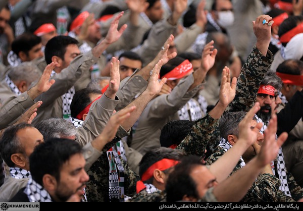 عکس/ بسیجیان پر شور در محضر رهبر انقلاب 