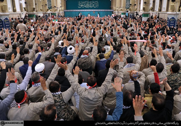 عکس/ بسیجیان پر شور در محضر رهبر انقلاب 