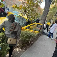 عکس/ تصادف دلخراش در خیابان طالقانی تبریز؛ پارکبان مصدوم شد