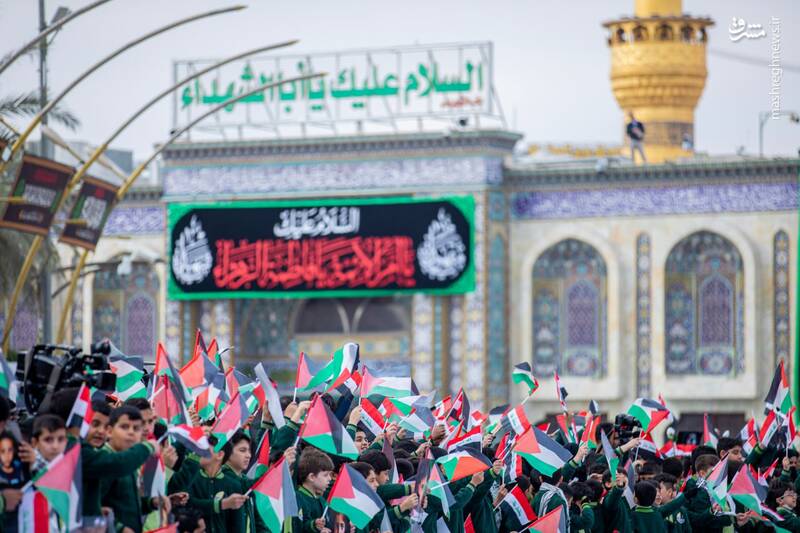 اجتماع دانش آموزان عراقی در بین‌الحرمین در حمایت از غزه