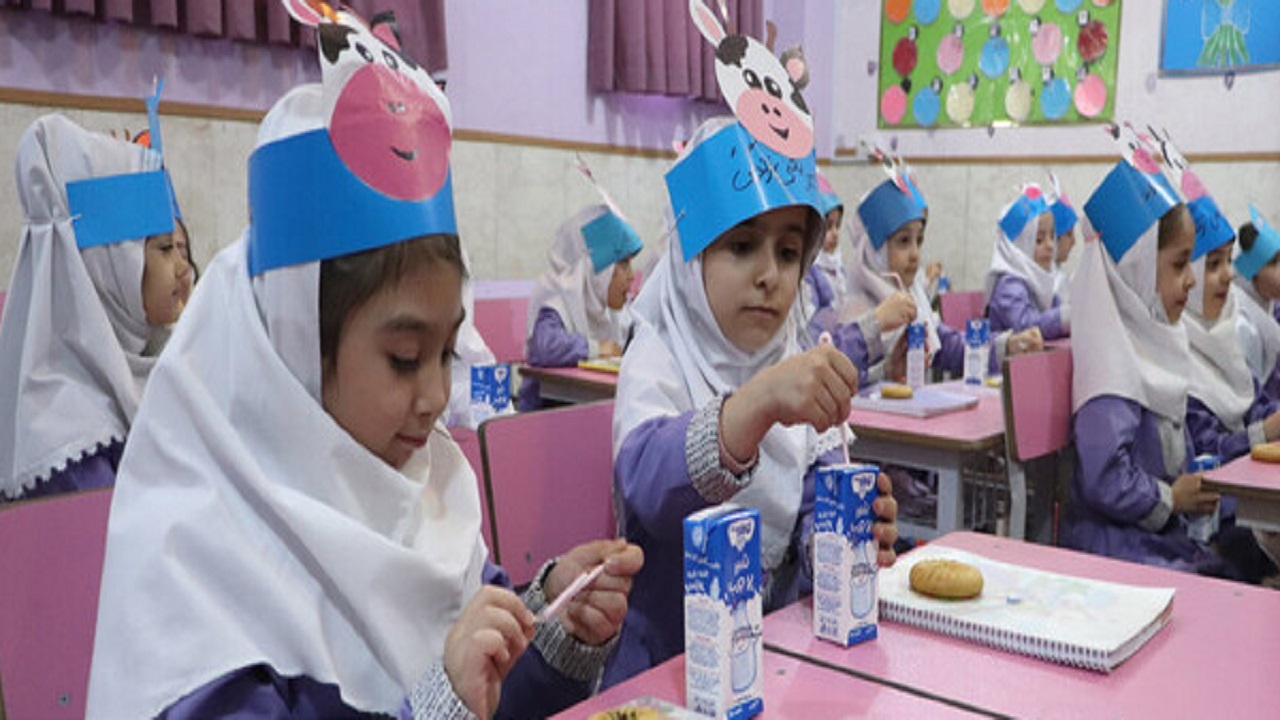 آغاز توزیع شیر در مدارس آذربایجان شرقی