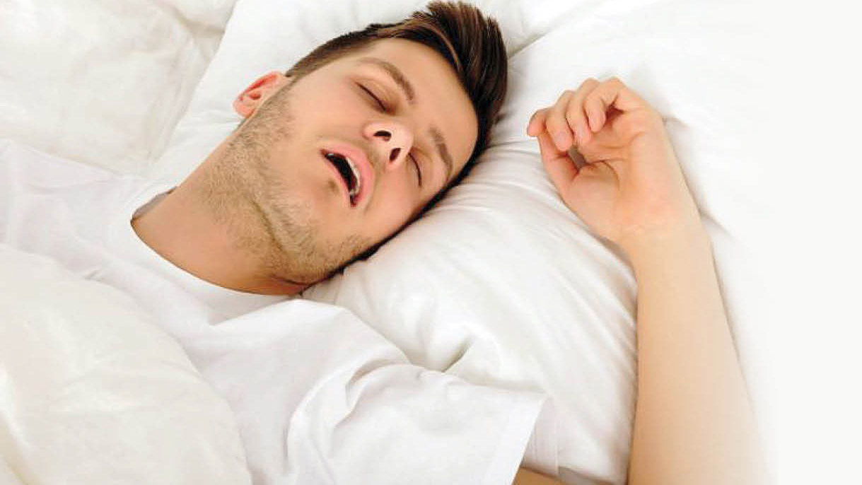 چرا با دهان باز میخوابیم؟
