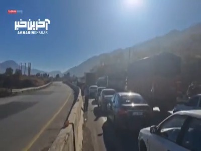 ریزش سنگ آزادراه خرم‌زال را مسدود کرد