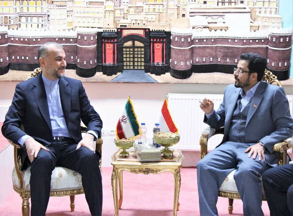 عکس/ حضور امیرعبداللهیان در محل سفارت یمن در تهران