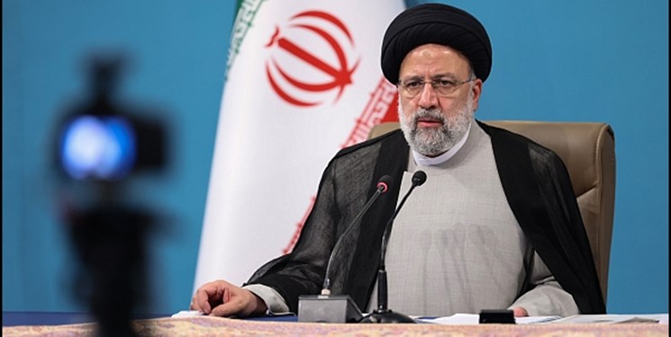 گلایه جمهوری اسلامی از دولت رئیسی: سیاست‌هایتان باعث گسترش فقر شده است