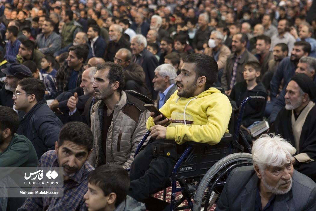 عکس/ برنامه زنده تلویزیونی قرآنی محفل در اراک
