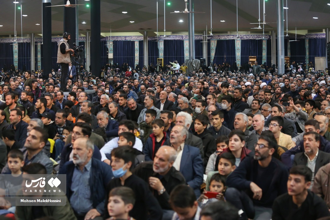 عکس/ برنامه زنده تلویزیونی قرآنی محفل در اراک