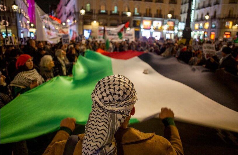 اعتراض حمایتی اسپانیایی ها از مردم فلسطین 
