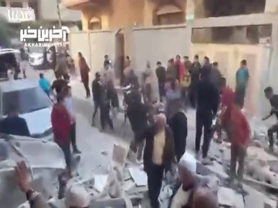 تلاش فلسطینی‌ها برای بیرون کشیدن شهدا و مجروحان از زیر آوار بمباران صهیونیست‌ها