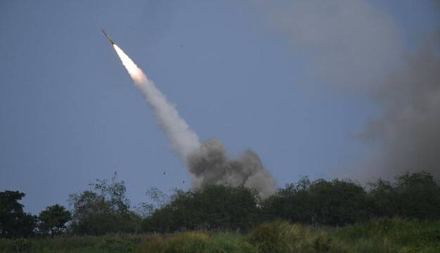 رویترز: اوکراین موشک دوربرد جدید آمریکا را اوایل 2024 دریافت می‌کند