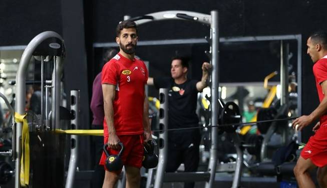 گل‌محمدی با پرسپولیسی‌ها دست به وزنه شد
