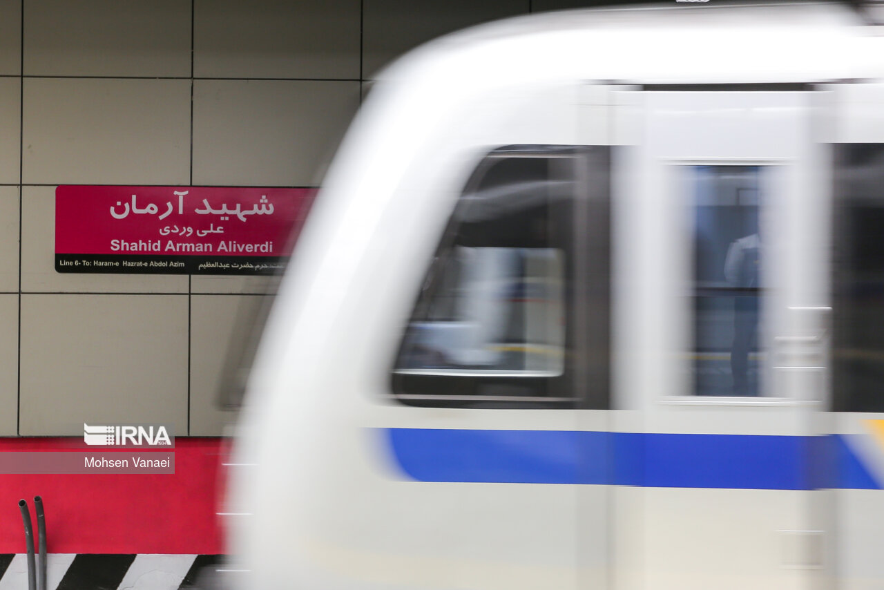 معاون شهردار تهران: ایستگاههای مترو ۲ برابر میشود