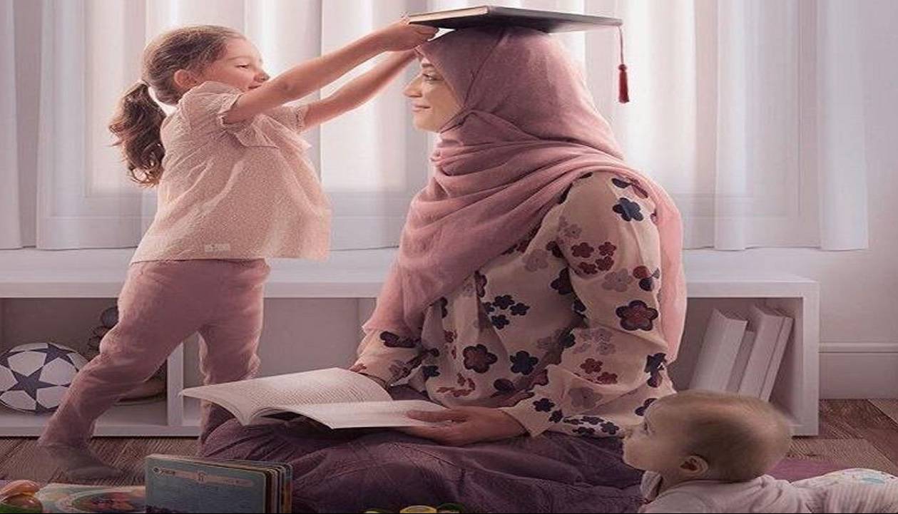 چطور در کنار خانهداری از وظایف سیاسی بازنمانیم؟