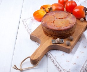 طرز تهیه کیک خرمالو خوشمزه با فوت کوزه گری قنادها