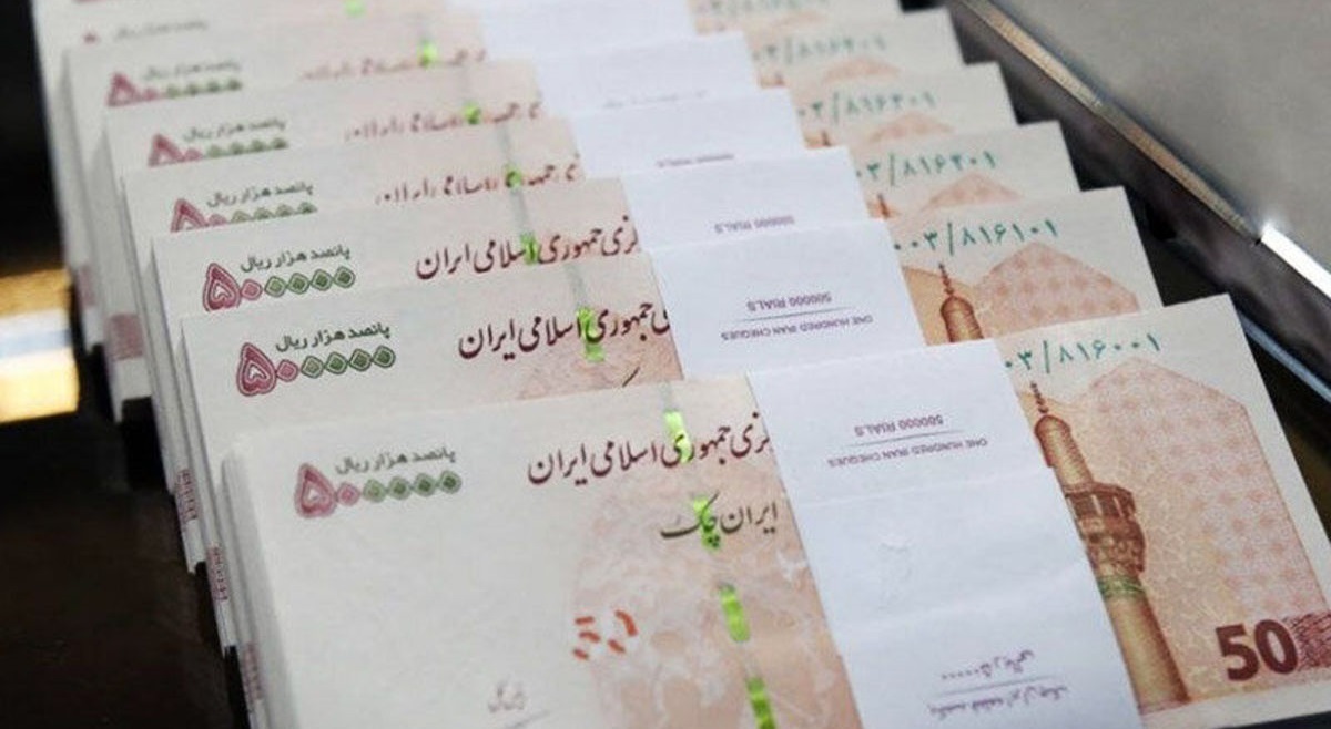 مبلغ عیدی سال ۱۴۰۲ کارگران اعلام شد؛ چگونه مبلغ عیدی را محاسبه کنیم؟