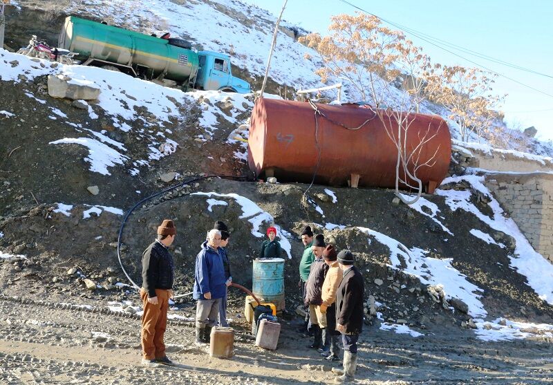 بیش از ۸ میلیون لیتر نفت سفید در روستاهای زنجان توزیع شد