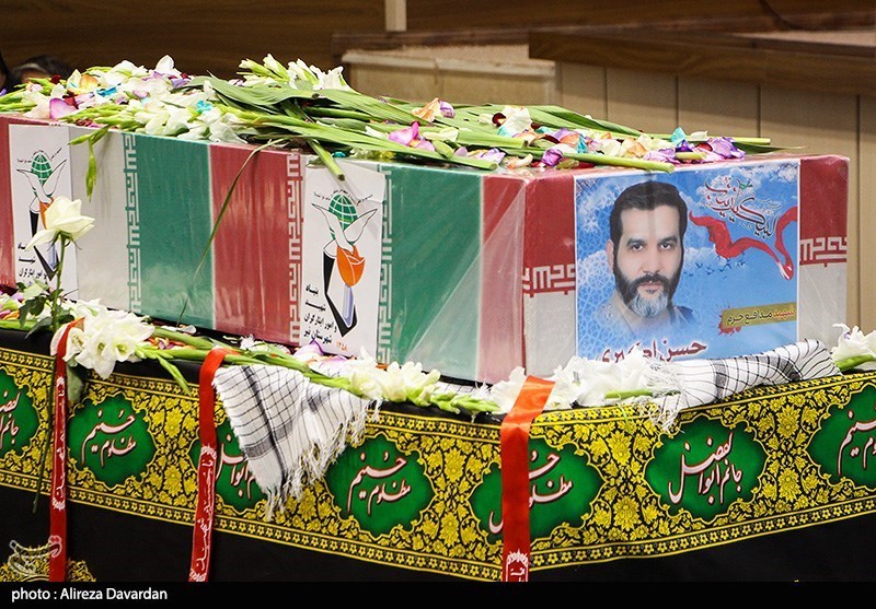 عکس/ مراسم استقبال از پیکر شهید مدافع حرم سردار "حسن اکبری"