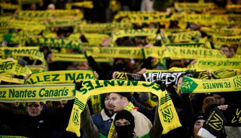 فوتبال فرانسه عزادار شد؛ چاقوکشی و مرگ یک هوادار!