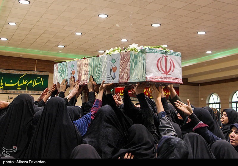 عکس/ مراسم استقبال از پیکر شهید مدافع حرم سردار "حسن اکبری"