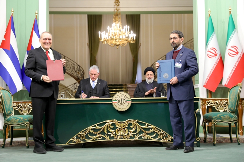 عکس/ امضای اسناد همکاری بین ایران و کوبا