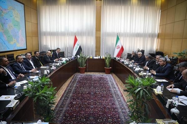 نائب رئیس کمیسیون امنیت ملی: هیئتهای ایران و عراق بر تقویت روابط پارلمانی تاکید کردند