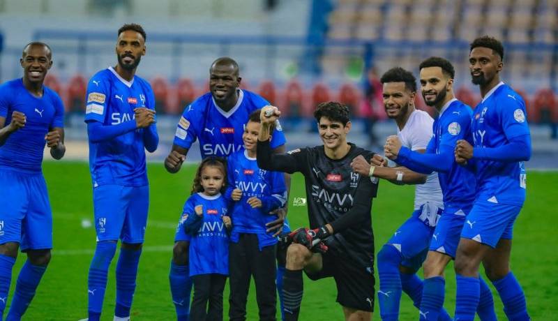 اعلام خارجیهای الهلال برابر نساجی بدون مالکوم