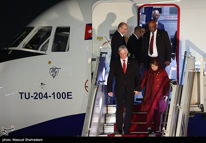 حجاب همسر رئیس جمهور کوبا هنگام ورود به ایران