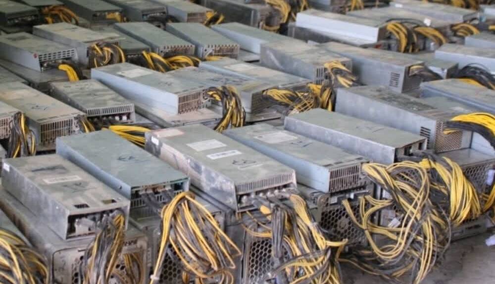 کشف ۲۴ دستگاه ماینر در قیامدشت