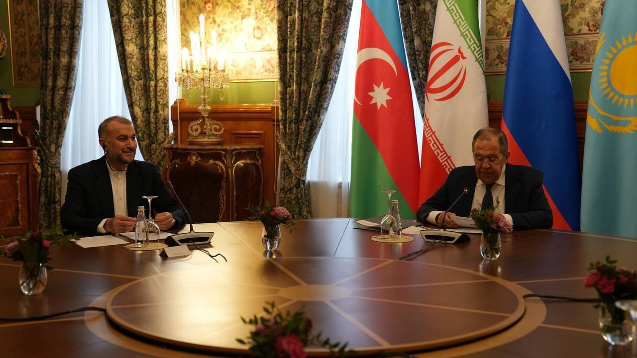 عکس یادگاری وزیران امور خارجه پنج کشور در مسکو