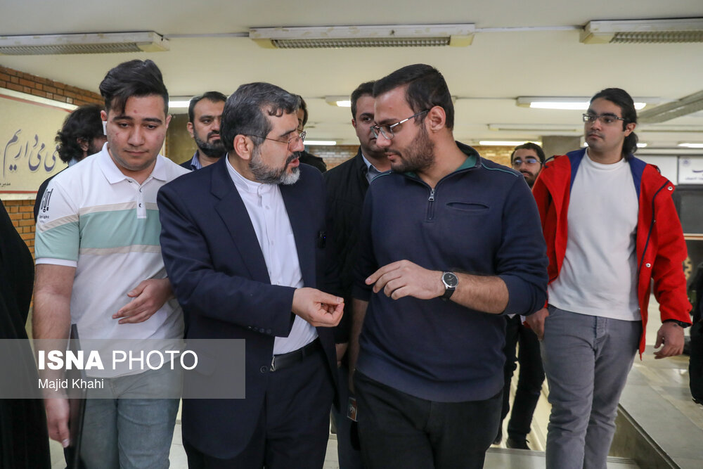 عکس/ حواشی حضور وزیر فرهنگ و ارشاد اسلامی در دانشگاه شریف     