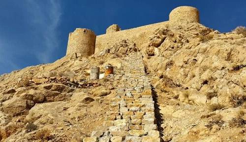مرمت پناهگاه اسپهبدان طبرستان در شهمیرزاد