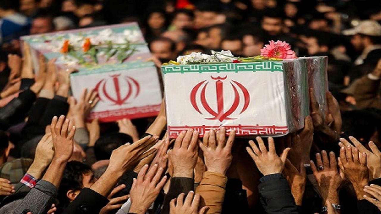 استقبال از ۵ شهید گمنام در بدو ورود به استان بوشهر