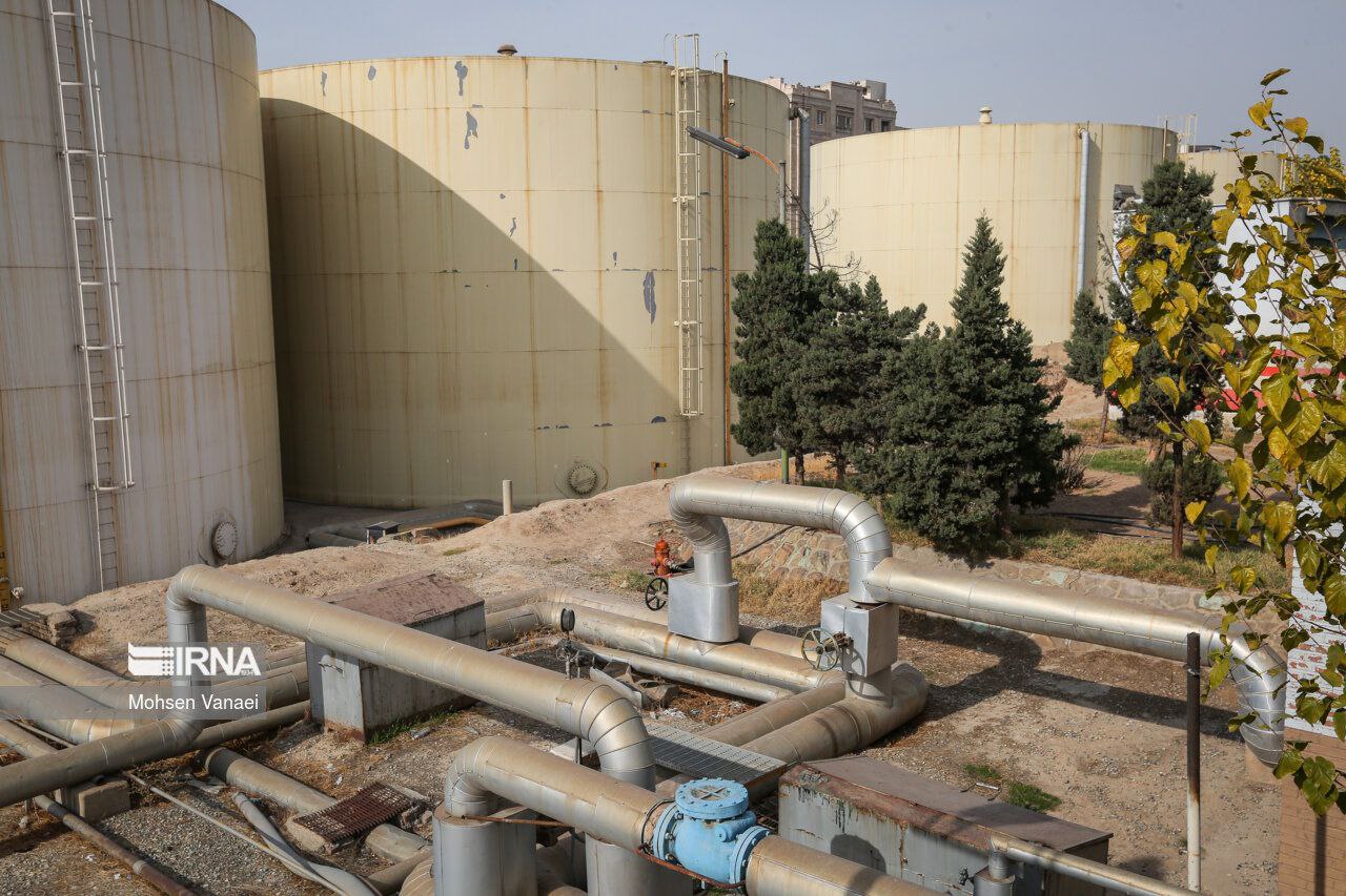 بازدید خبرنگاران از مرکز پایش آلودگی هوا و نیروگاه بعثت