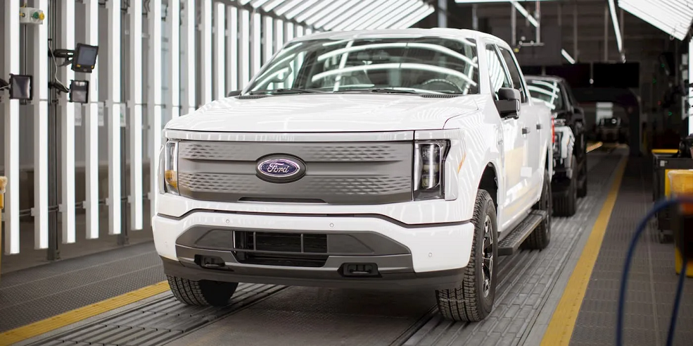 «فورد F-150 لایتنینگ» پرفروش‌ترین وانت برقی آمریکا شد