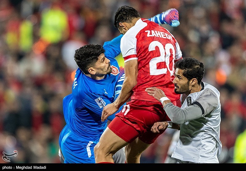 عکس/ ناراحتی پرسپولیسی ها پس از حذف لیگ قهرمانان آسیا