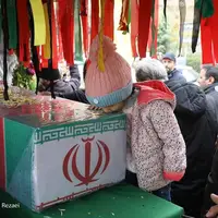 عکس/ مراسم تشییع پیکر دو شهید مدافع حرم در شهرک اکباتان