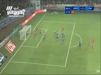 واکنش خوب حسینی روی ضربه آزاد بازیکنان فولاد