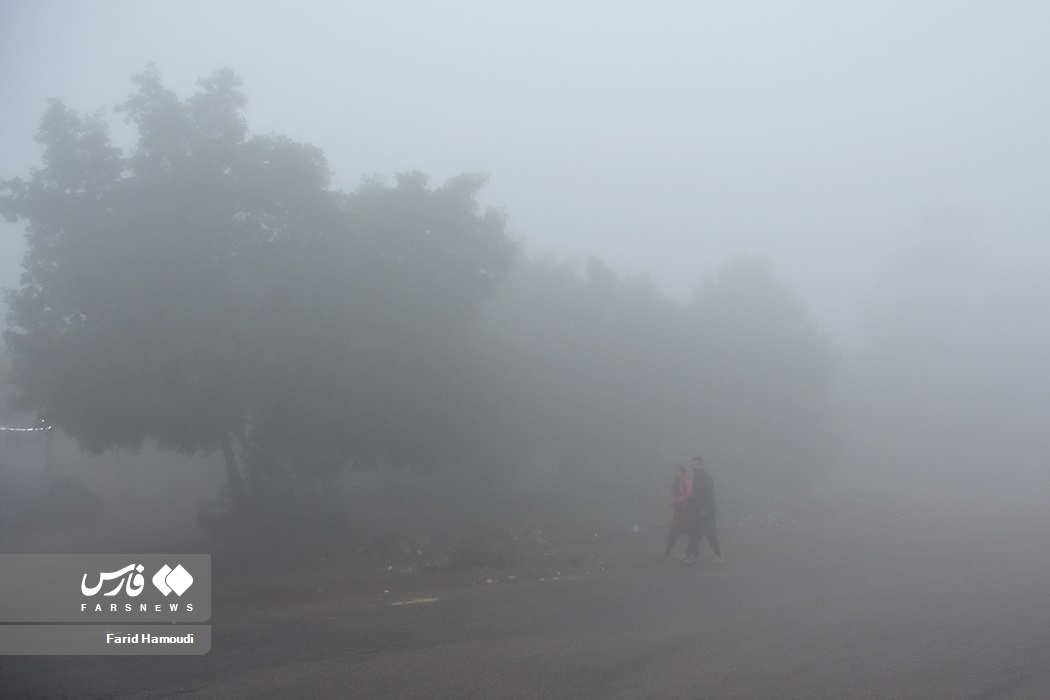 مه صبحگاهی در آبادان