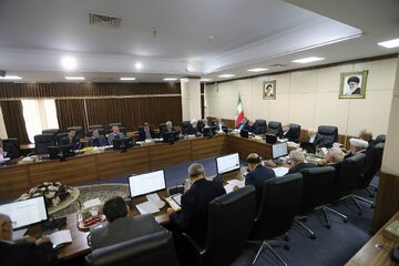 وزیر استیضاح‌ شده رئیسی، هم‌نشین میرسلیم و مجید انصاری شد